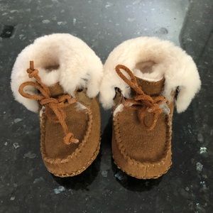 Overland Brand Infant booties